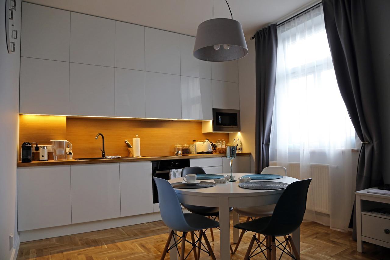 Grey Apartments Kosciuszko クラクフ エクステリア 写真