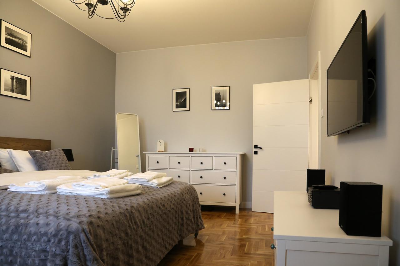Grey Apartments Kosciuszko クラクフ エクステリア 写真